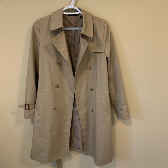 UNIQLO Belted Classic Tan Beige Trench Coat - Picture 3 of 8